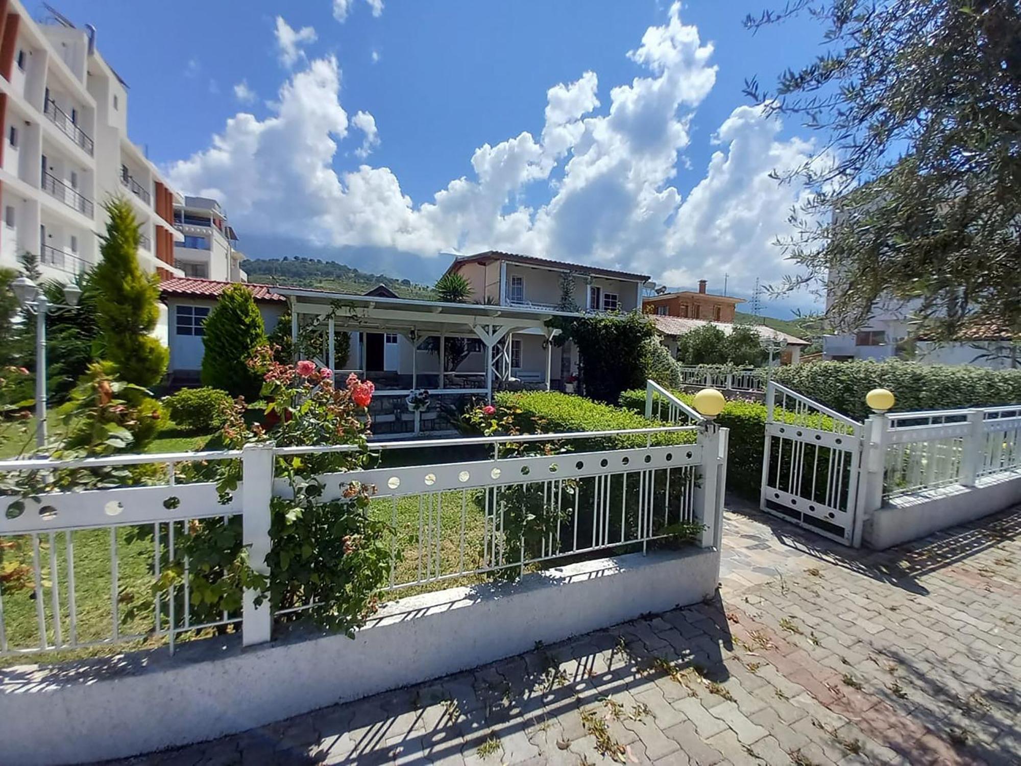 Nili Hotel Vlorë 外观 照片