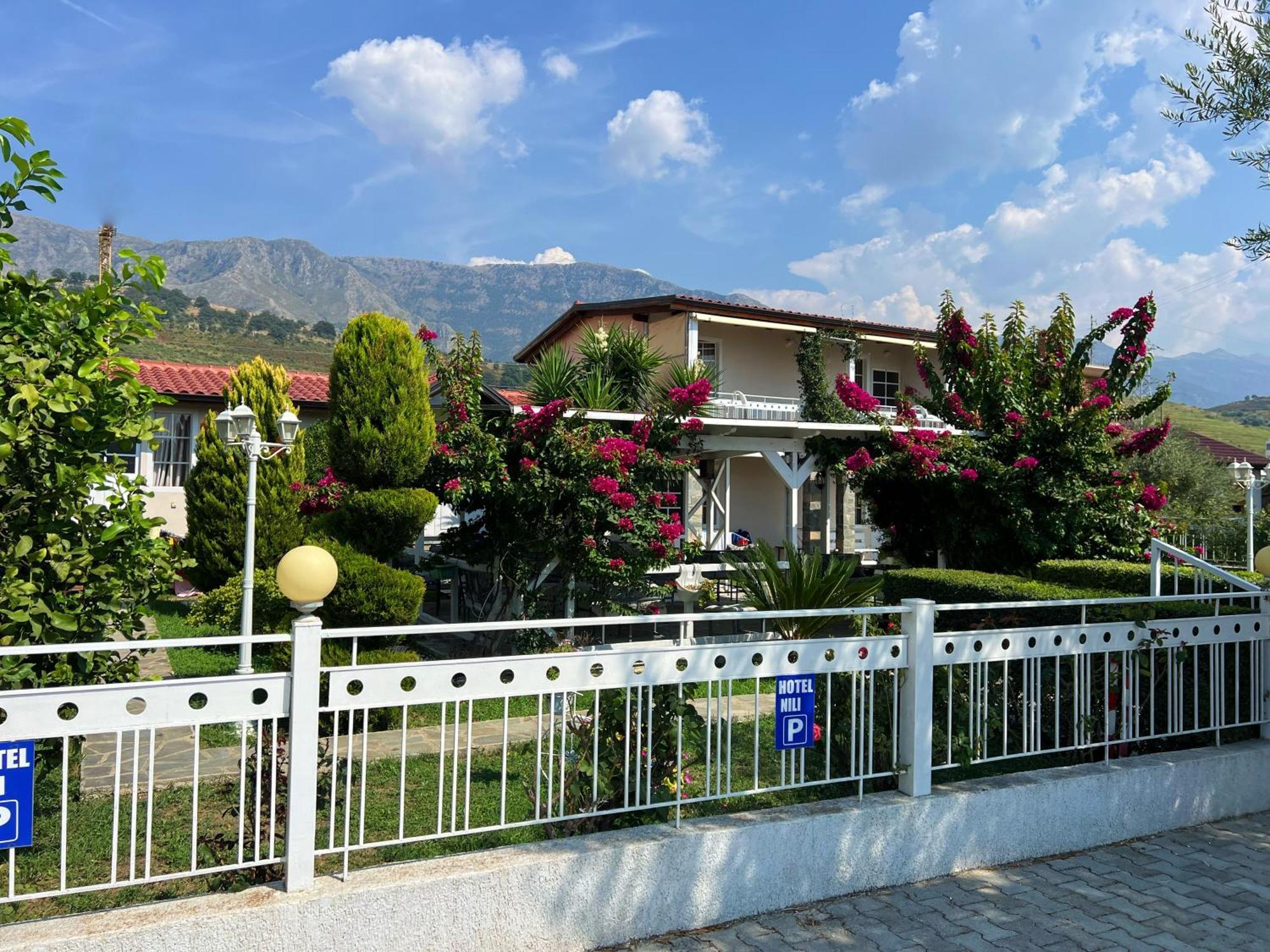 Nili Hotel Vlorë 外观 照片