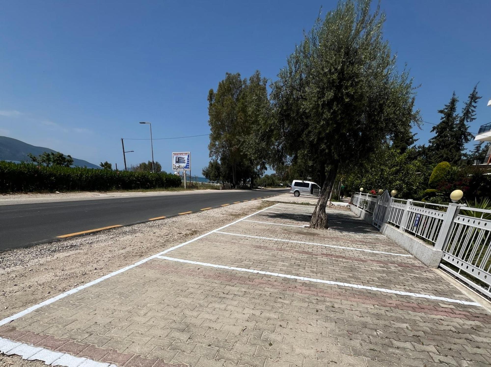 Nili Hotel Vlorë 外观 照片